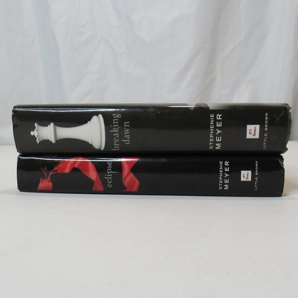 The Twilight Saga: 2 Hardcover Books Eclipse & Breaking Dawn by Stephenie Meyer - Picture 10 of 12